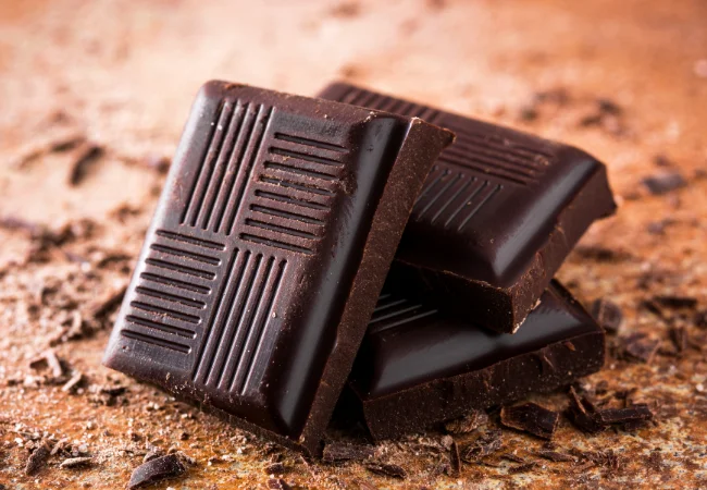 Prefira o consumo de chocolate amargo