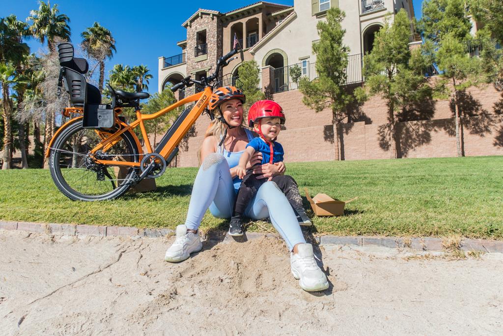 além de divertido, andar de bicicleta ainda ajuda as crianças a se exercitarem mais