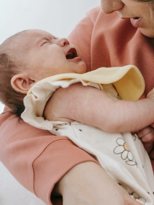 Como acalmar o bebê sem chupeta.