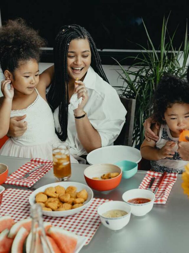 foto-de-um-jantar-em-familia-gorbBYbo6KM-unsplash