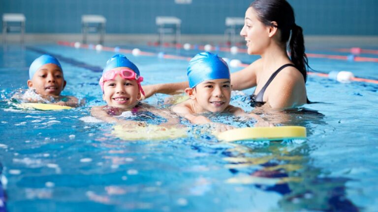 5 escolas de natação infantil na Vila Mariana