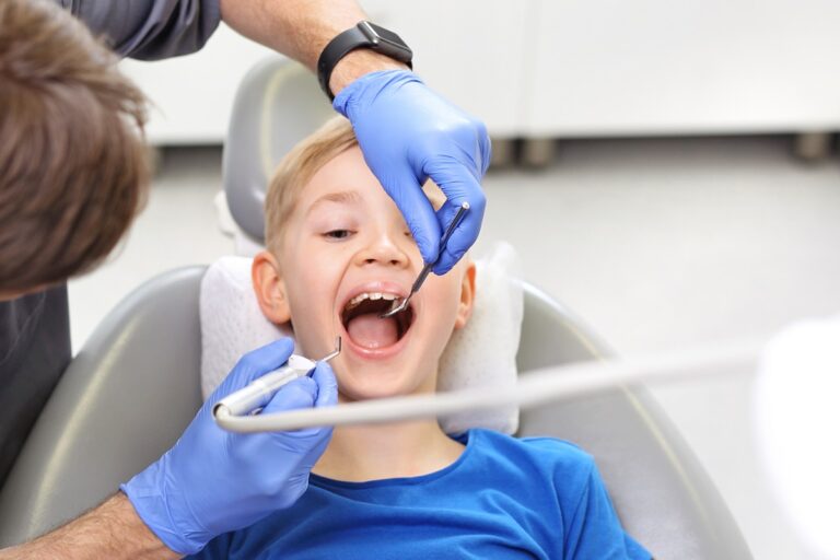 Dentista infantil na Vila Leopoldina: Conheça as 10 clínicas e profissionais mais bem avaliados!